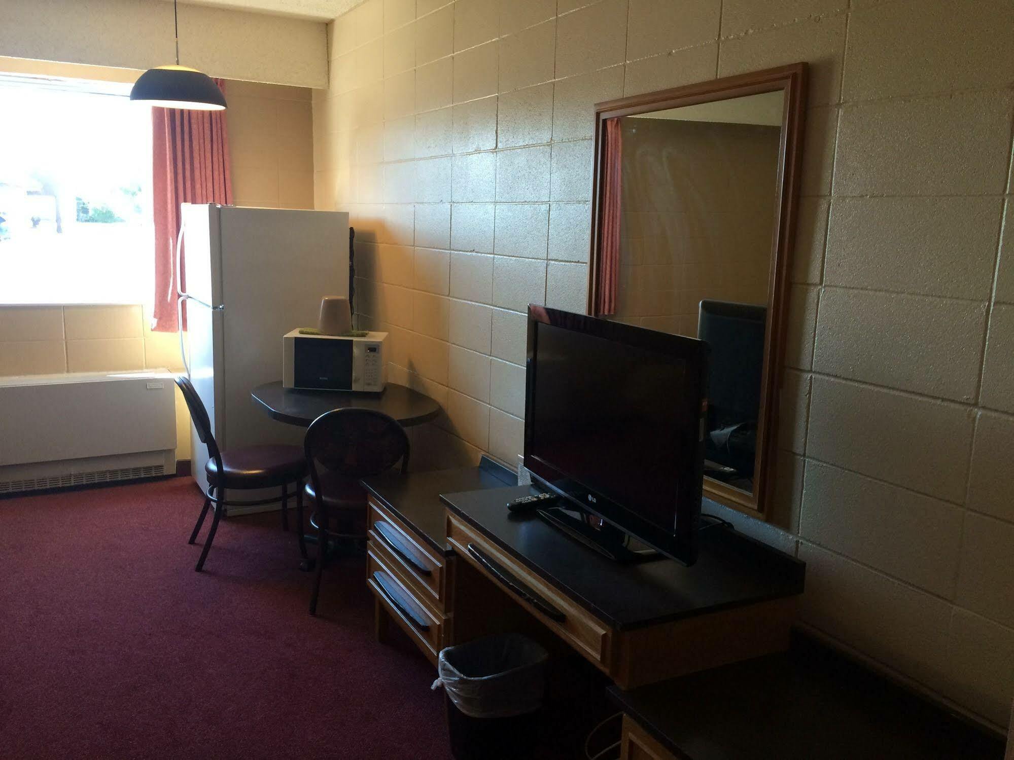 Midtown Motor Inn Bonnyville Luaran gambar